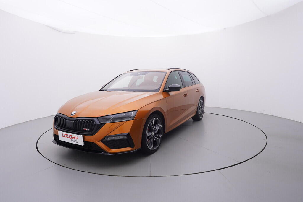 OV190V10093_10.webp_OCTAVIA RS 2.0 TSI 180 kW automat, DPH