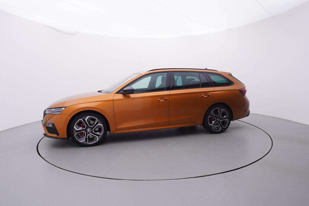 OV190V10093_11.webp_OCTAVIA RS 2.0 TSI 180 kW automat, DPH