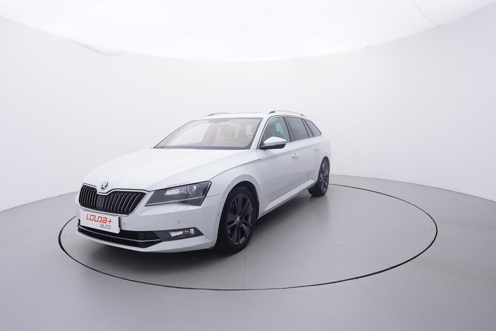 OV190V10094_10.webp_SUPERB L&K 2.0 TSI 162 kW automat