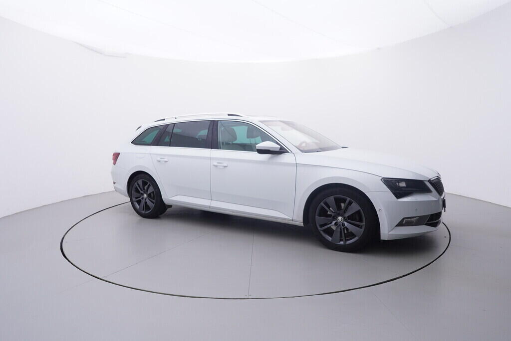 OV190V10094_16.webp_SUPERB L&K 2.0 TSI 162 kW automat