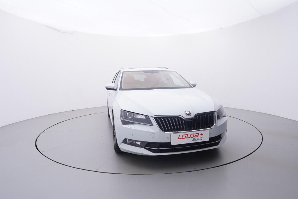 OV190V10094_17.webp_SUPERB L&K 2.0 TSI 162 kW automat