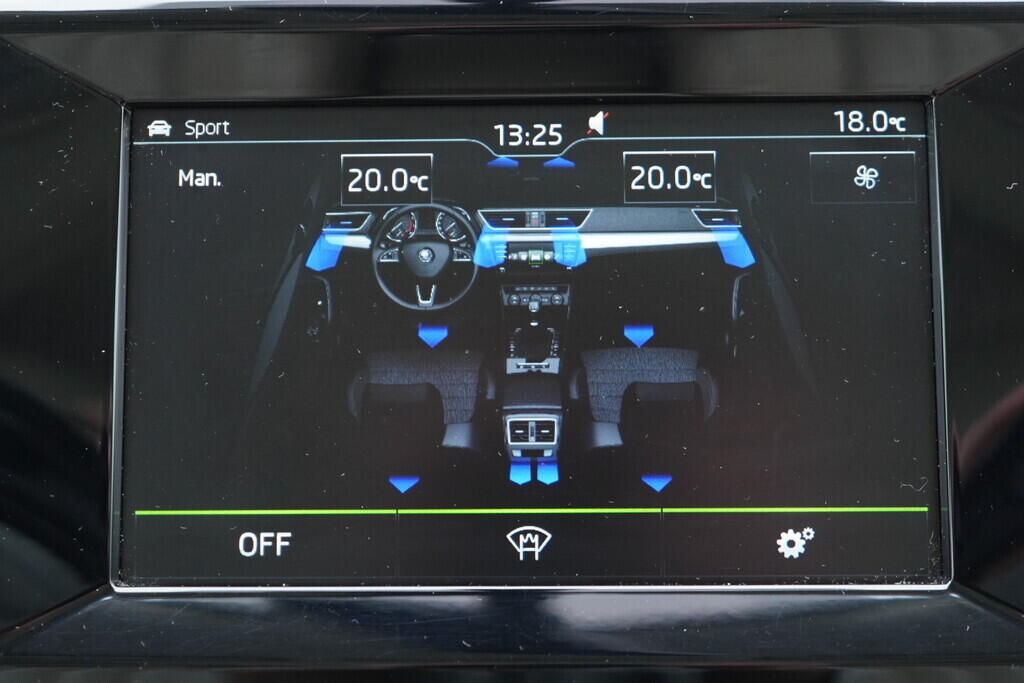 OV190V10094_33.webp_SUPERB L&K 2.0 TSI 162 kW automat