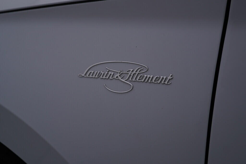 OV190V10094_47.webp_SUPERB L&K 2.0 TSI 162 kW automat