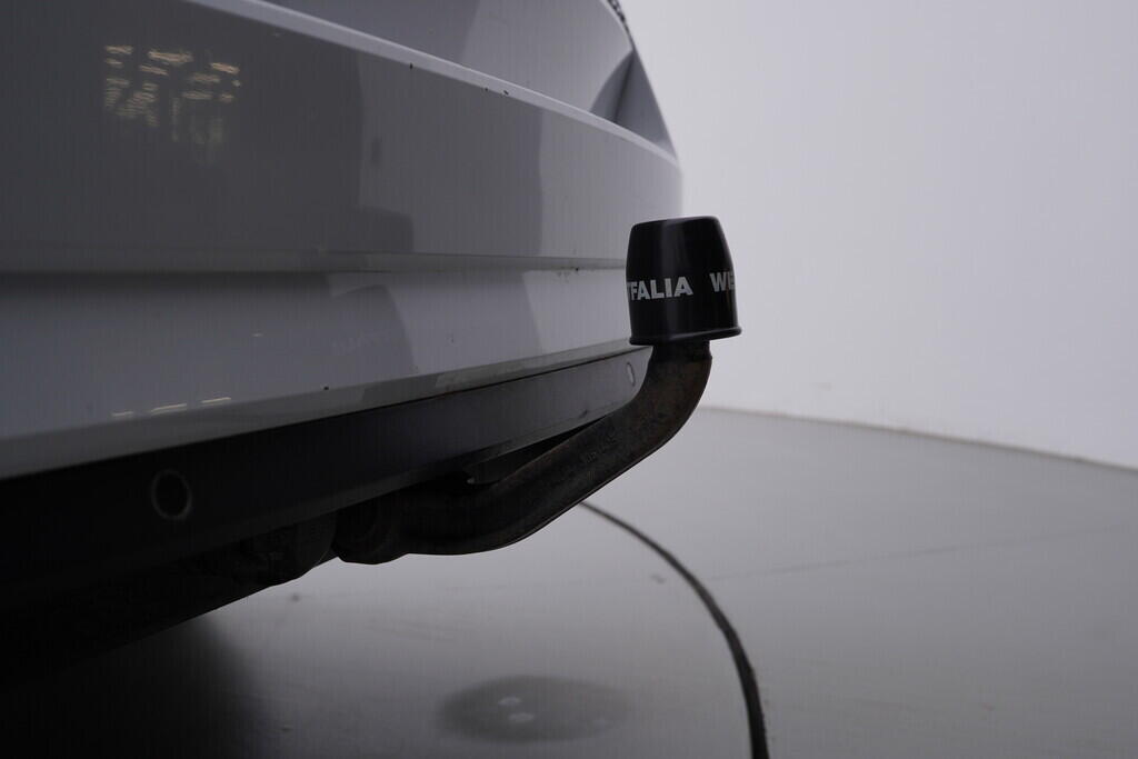 OV190V10094_48.webp_SUPERB L&K 2.0 TSI 162 kW automat