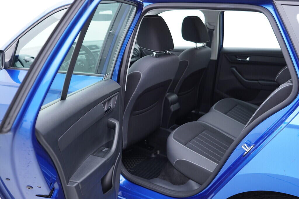 OV190V10107_32.webp_FABIA Style 1.0 TSI 81 kW manuál, DPH