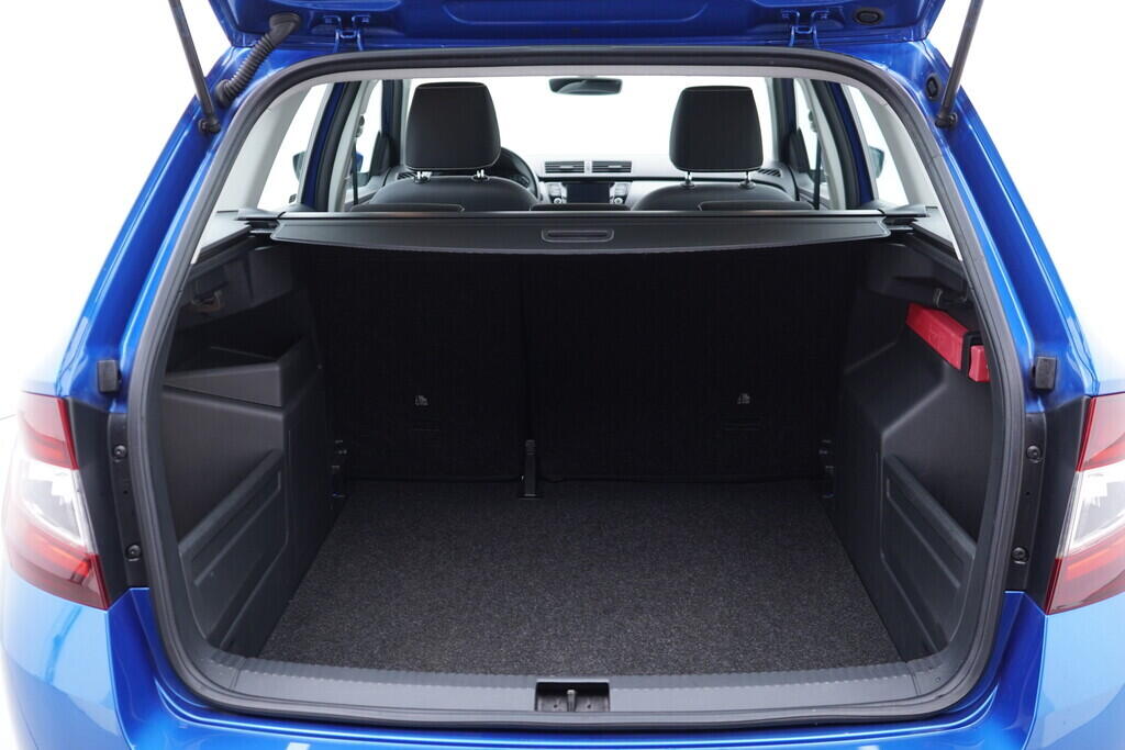 OV190V10107_34.webp_FABIA Style 1.0 TSI 81 kW manuál, DPH