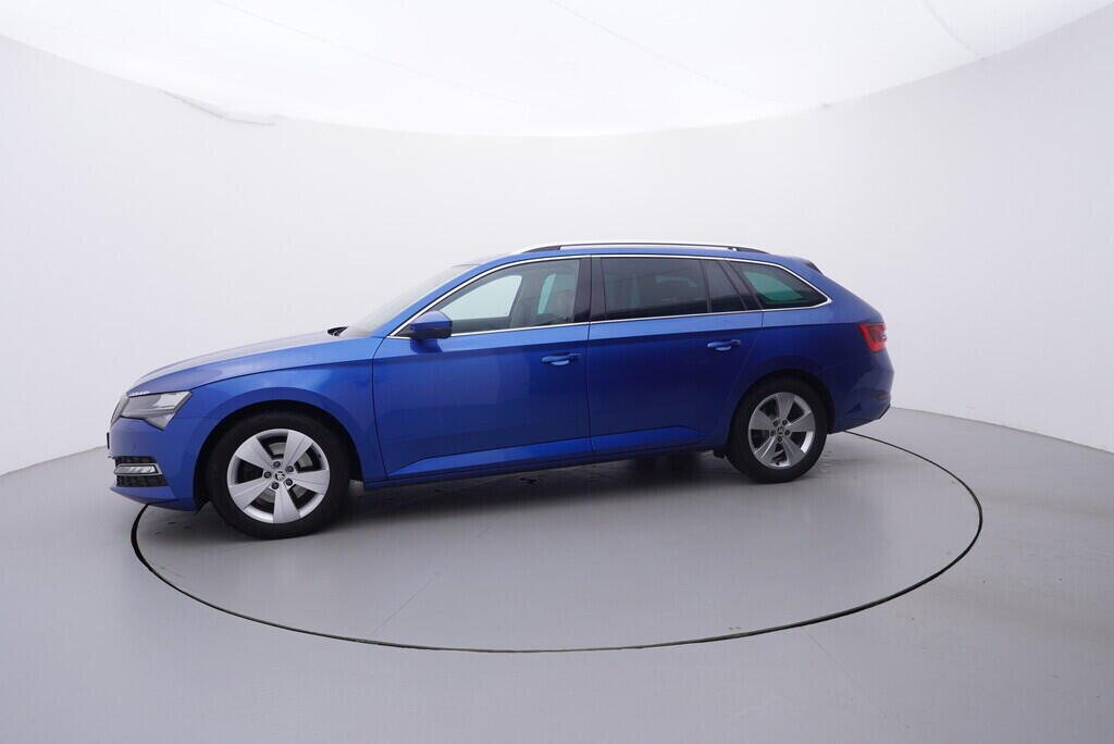 OV190V10109_11.webp_SUPERB Style Plus 2.0 TDI 110 kW manuál, DPH