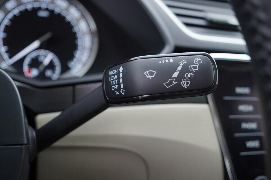 OV190V10109_26.webp_SUPERB Style Plus 2.0 TDI 110 kW manuál, DPH