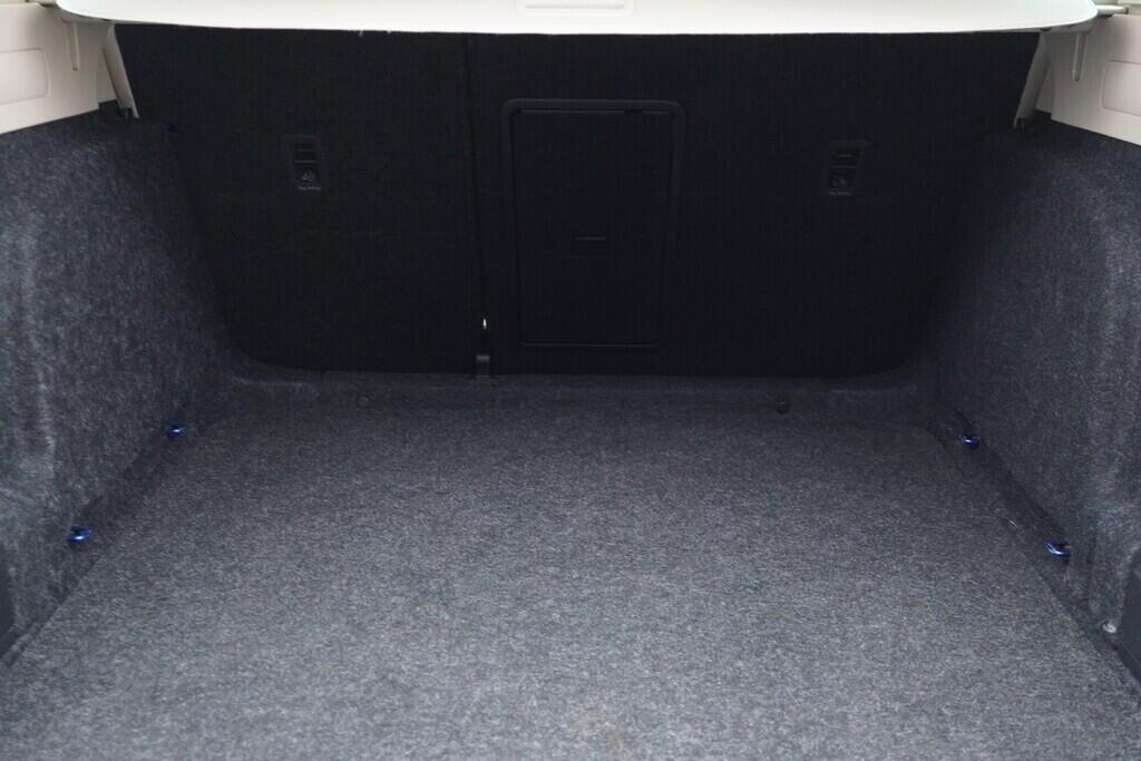 OV190V10109_39.webp_SUPERB Style Plus 2.0 TDI 110 kW manuál, DPH