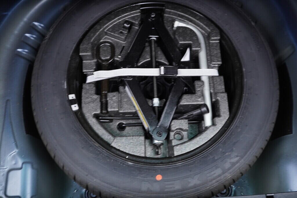 OV190V10109_44.webp_SUPERB Style Plus 2.0 TDI 110 kW manuál, DPH