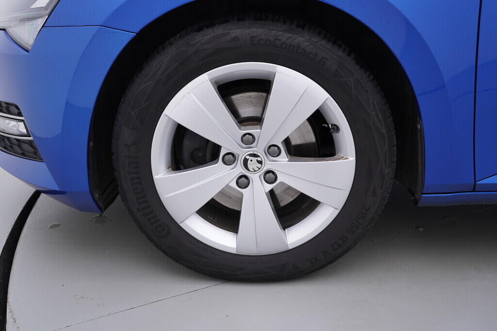 OV190V10109_45.webp_SUPERB Style Plus 2.0 TDI 110 kW manuál, DPH