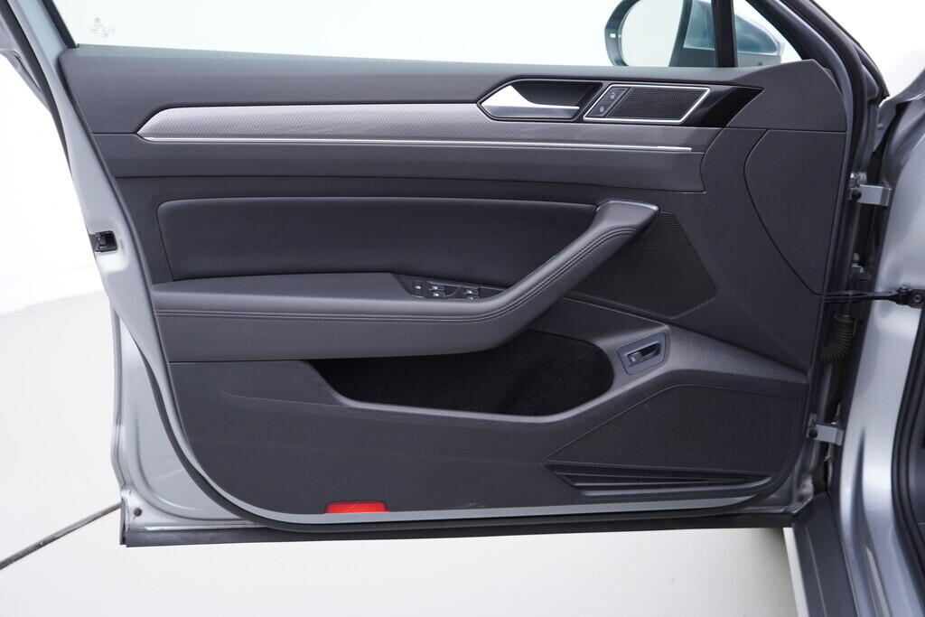 OV190V10110_19.webp_PASSAT ALLTRACK 2.0 TDI 140 kW automat, DPH