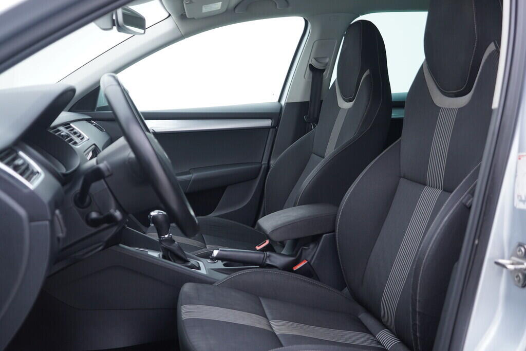 OV190V10114_21.webp_OCTAVIA Ambition 1.6 TDI 85 kW automat