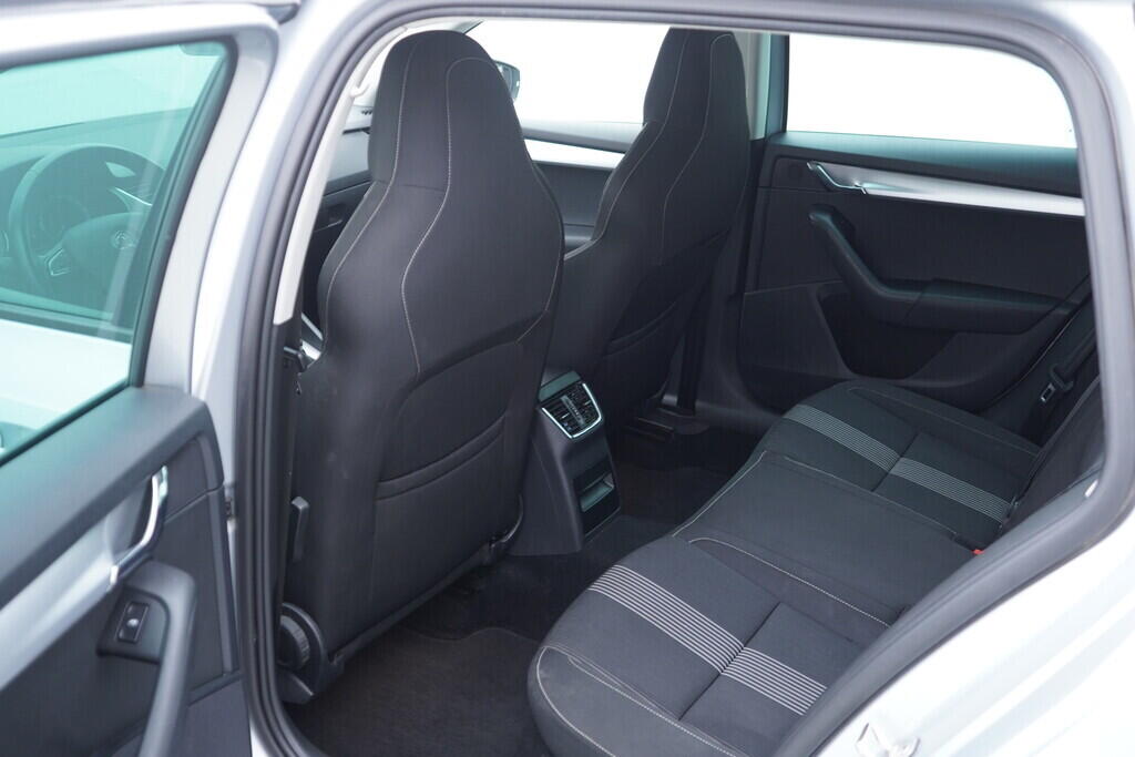 OV190V10114_23.webp_OCTAVIA Ambition 1.6 TDI 85 kW automat