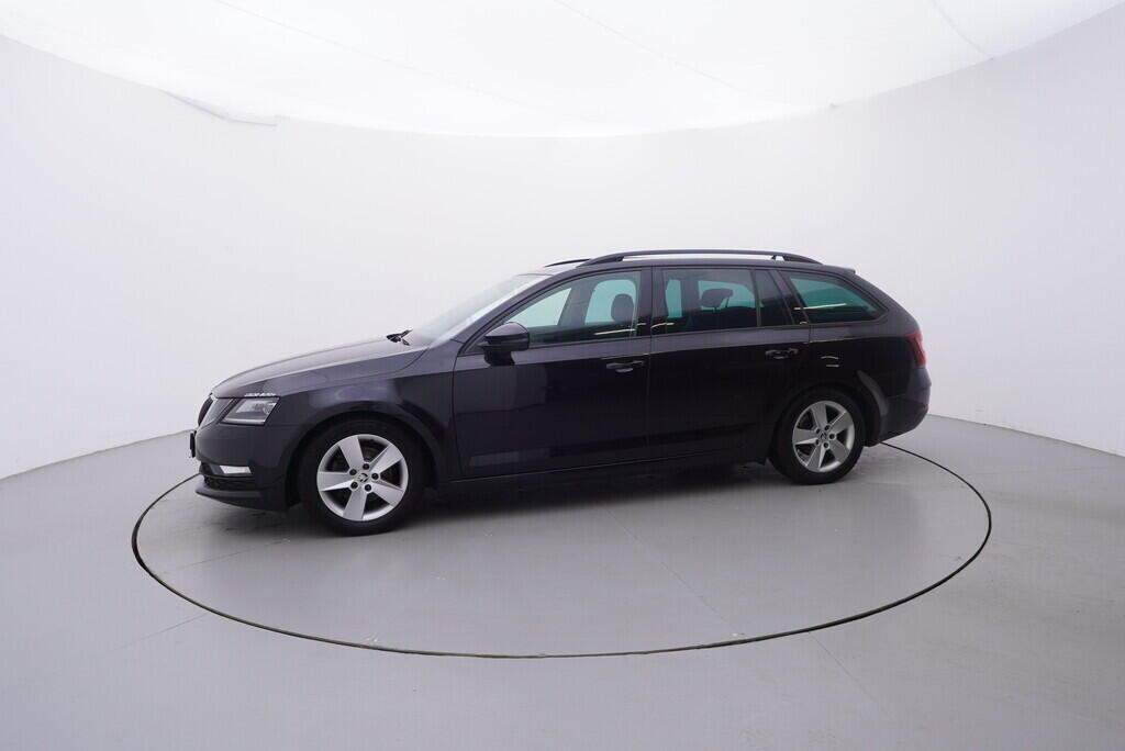 OV190V10115_11.webp_OCTAVIA Ambition DRIVE 1.5 TSI 110 kW automat