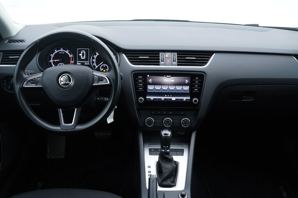 OV190V10115_25.webp_OCTAVIA Ambition DRIVE 1.5 TSI 110 kW automat