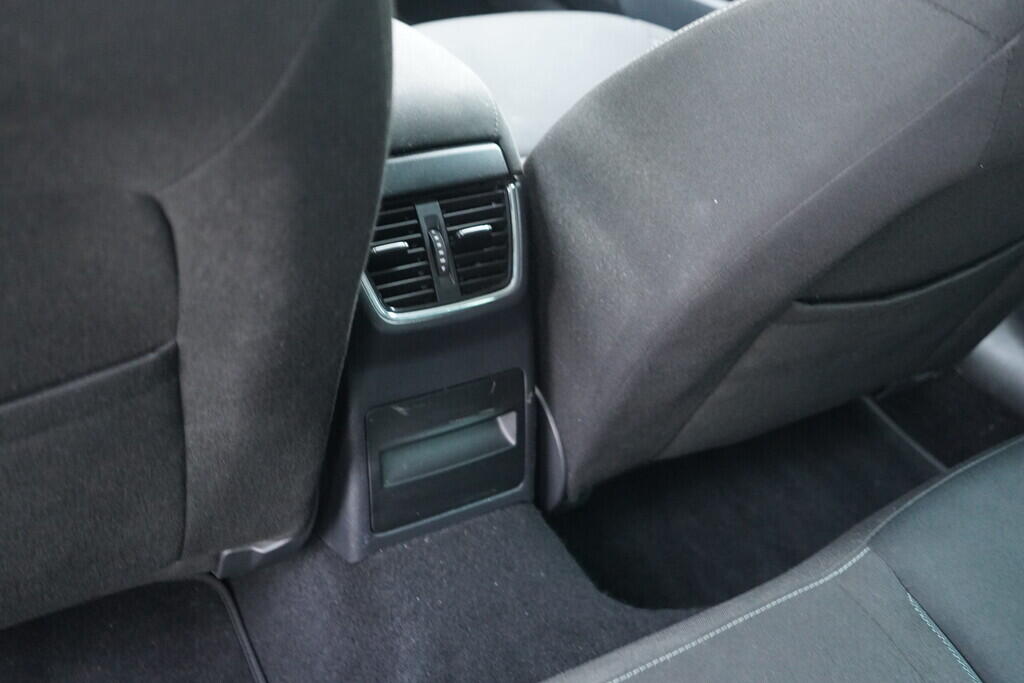 OV190V10115_34.webp_OCTAVIA Ambition DRIVE 1.5 TSI 110 kW automat