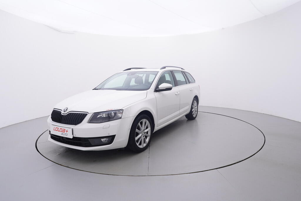 OV190V10117_10.webp_OCTAVIA Elegance 1.4 TSI 103 kW automat