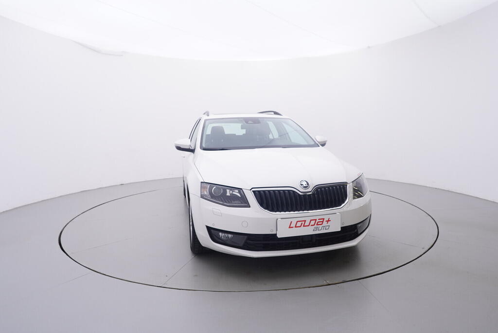 OV190V10117_17.webp_OCTAVIA Elegance 1.4 TSI 103 kW automat