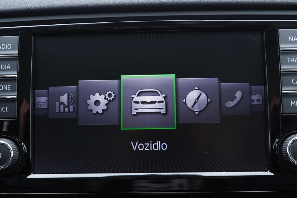 OV190V10117_30.webp_OCTAVIA Elegance 1.4 TSI 103 kW automat