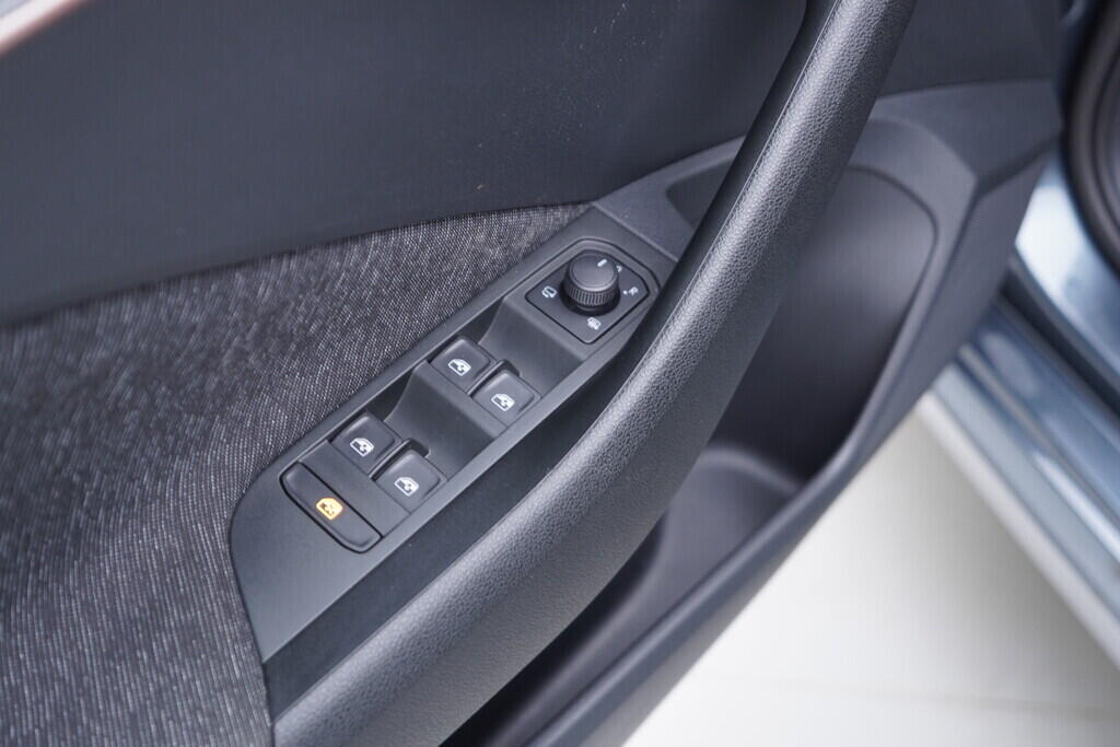 OV190V10118_20.webp_KAMIQ Style 1.0 TSI 85 kW manuál