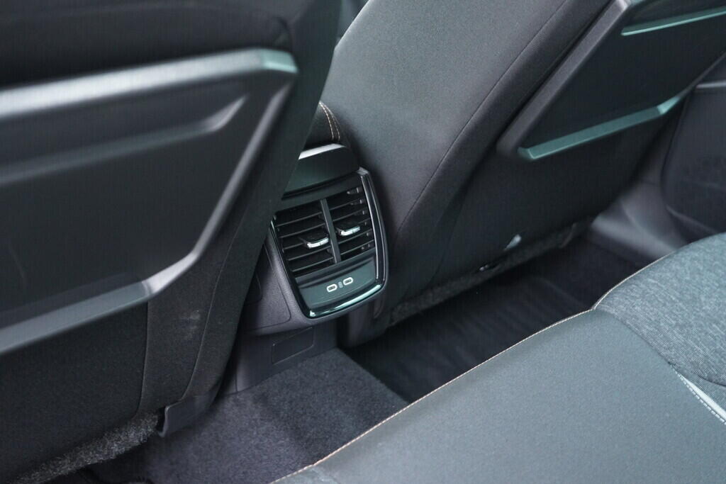 OV190V10118_34.webp_KAMIQ Style 1.0 TSI 85 kW manuál