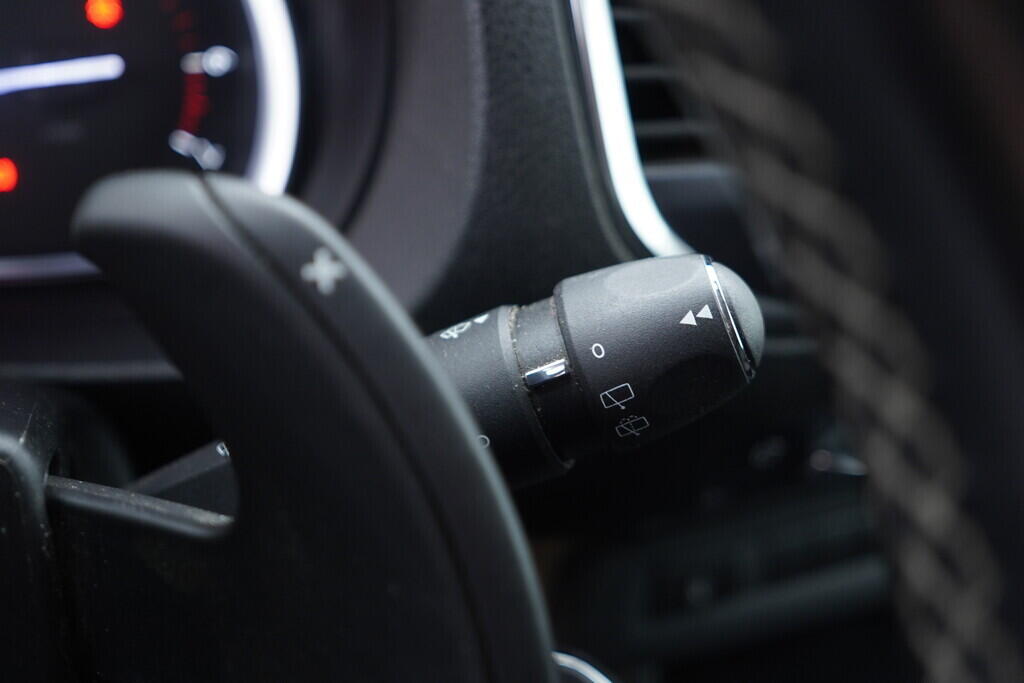 OV190V10120_25.webp_PROACE VERSO Family 2.0 D-4D  130 kW automat, DPH