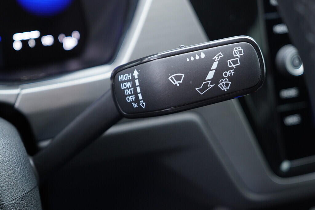 OV190V10122_24.webp_TOURAN CL 2.0 TDI 110 kW automat, DPH