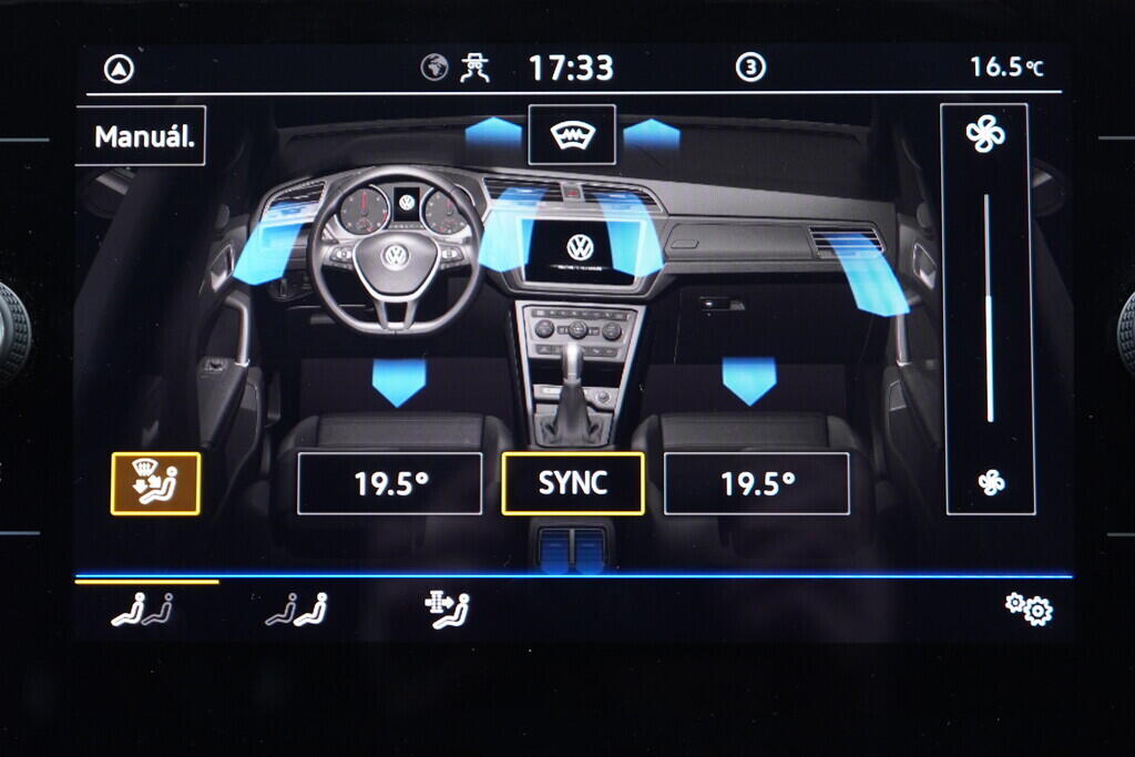 OV190V10122_30.webp_TOURAN CL 2.0 TDI 110 kW automat, DPH