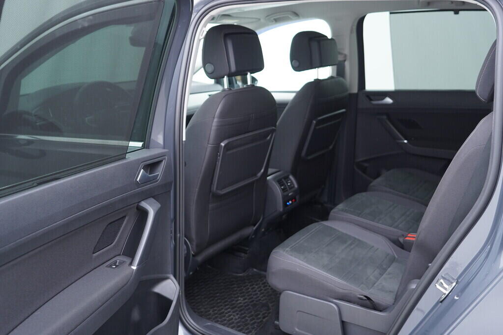 OV190V10122_34.webp_TOURAN CL 2.0 TDI 110 kW automat, DPH