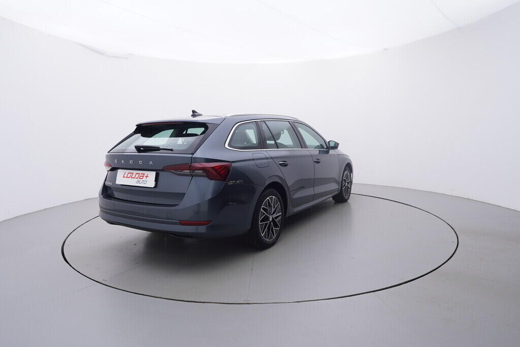 OV190V10123_14.webp_OCTAVIA Style 1.5 TSI 110 kW manuál