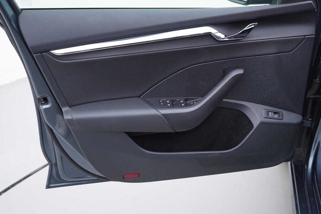 OV190V10123_19.webp_OCTAVIA Style 1.5 TSI 110 kW manuál