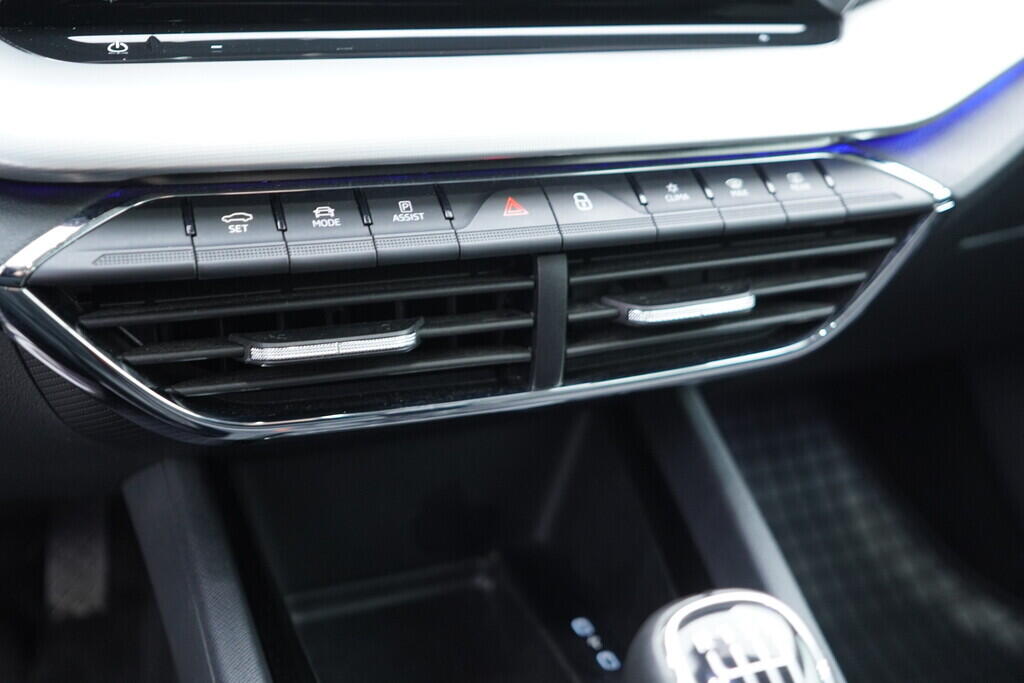 OV190V10123_33.webp_OCTAVIA Style 1.5 TSI 110 kW manuál