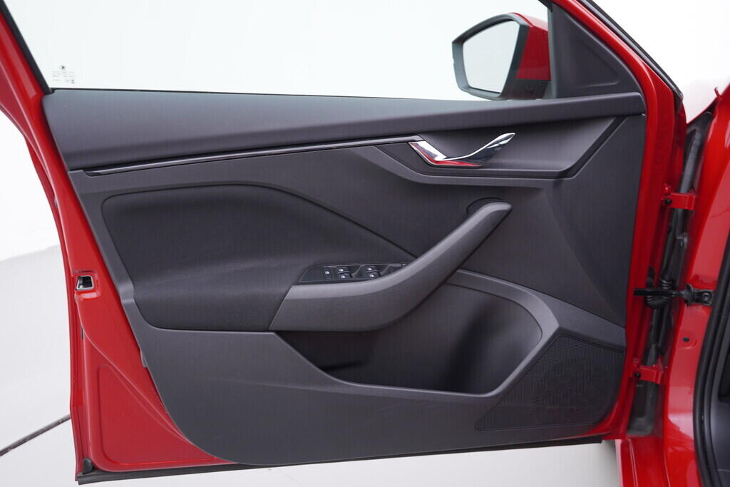 OV190V10124_19.webp_SCALA Selection 1.0 TSI 85 kW manuál, DPH