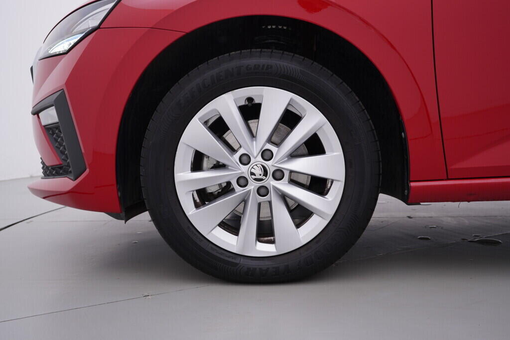 OV190V10124_38.webp_SCALA Selection 1.0 TSI 85 kW manuál, DPH