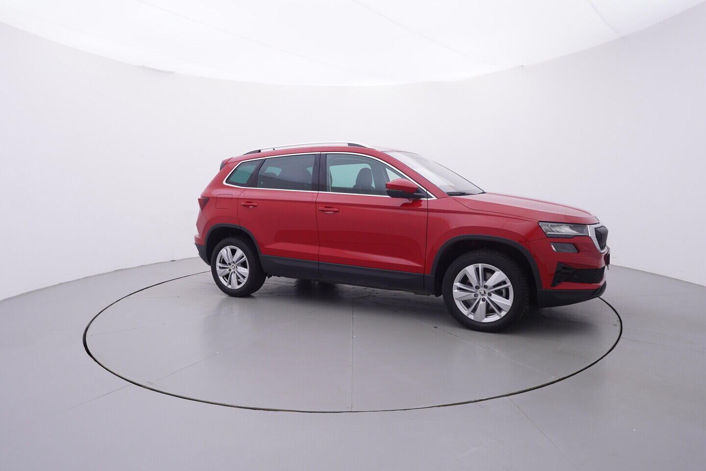 OV190V10127_12.webp_KAROQ Selection 1.5 TSI 110 kW automat, DPH