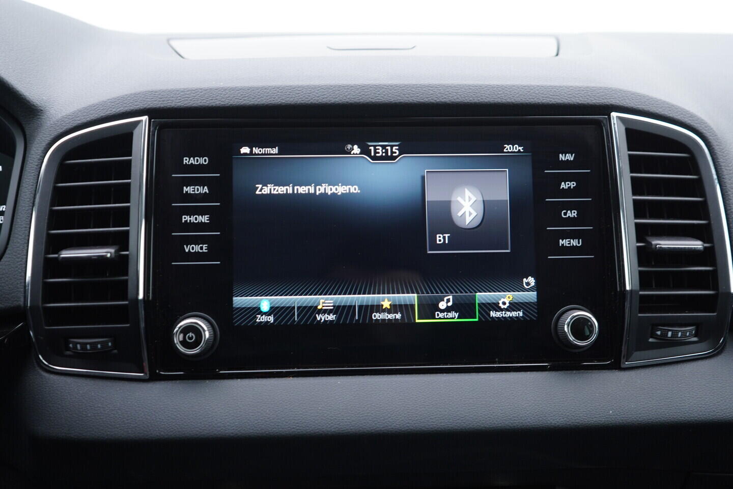 OV190V10127_30.webp_KAROQ Selection 1.5 TSI 110 kW automat, DPH