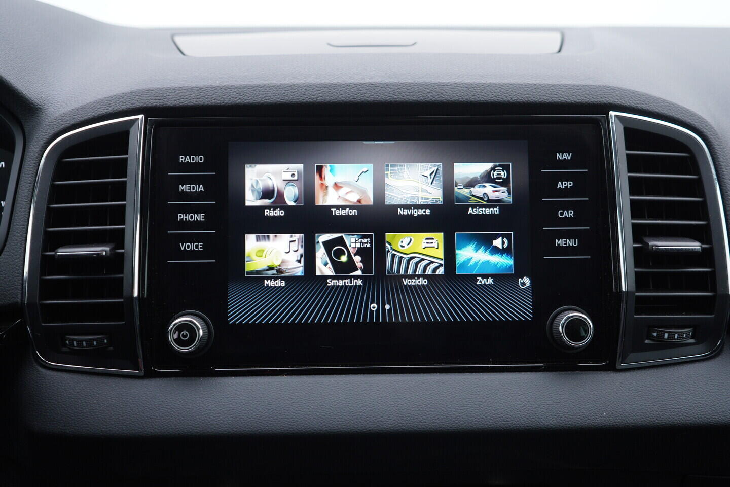 OV190V10127_32.webp_KAROQ Selection 1.5 TSI 110 kW automat, DPH