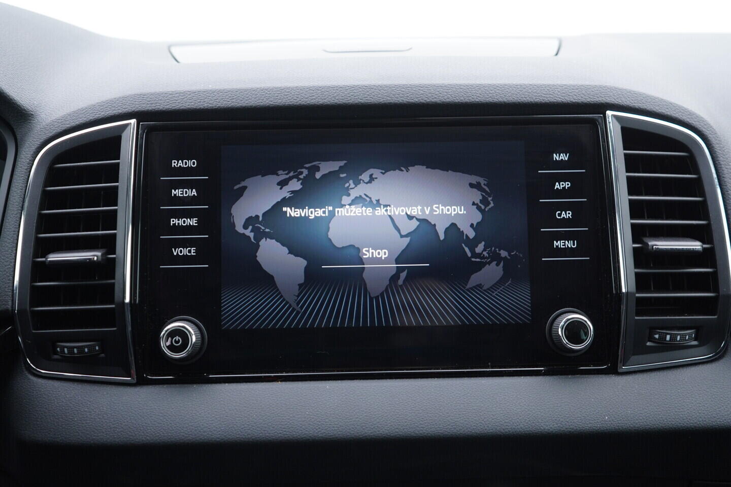 OV190V10127_33.webp_KAROQ Selection 1.5 TSI 110 kW automat, DPH