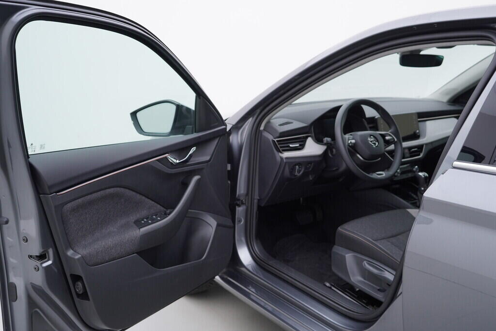 OV190V10128_18.webp_SCALA Top Selection 1.0 TSI 85 kW automat, DPH