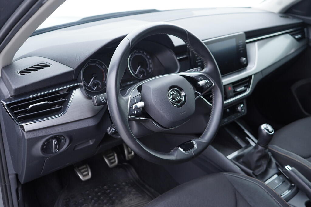 OV190V10129_21.webp_KAMIQ ScoutLine 1.0 TSI 81 kW manuál