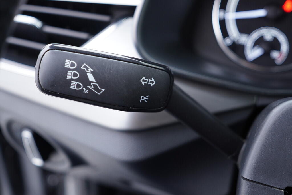 OV190V10129_23.webp_KAMIQ ScoutLine 1.0 TSI 81 kW manuál