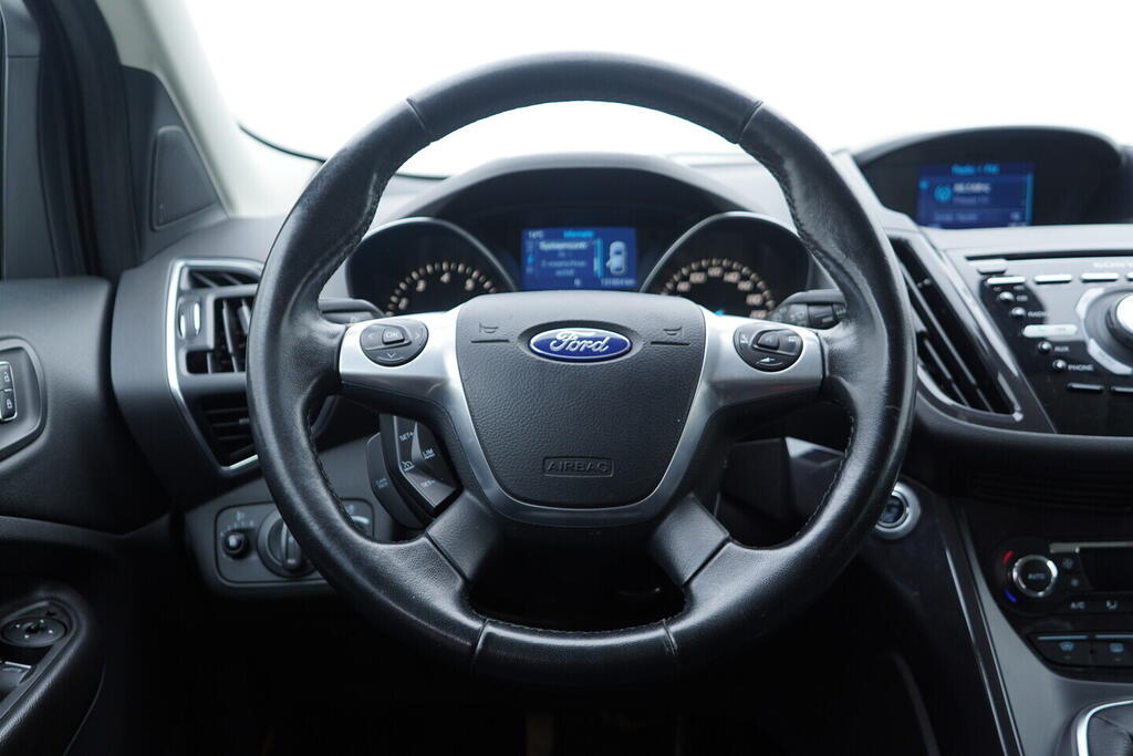 OV190V10130_26.webp_KUGA Titanium 1.5  110 kW manuál