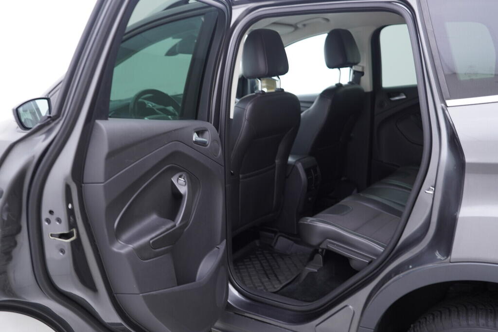 OV190V10130_31.webp_KUGA Titanium 1.5  110 kW manuál