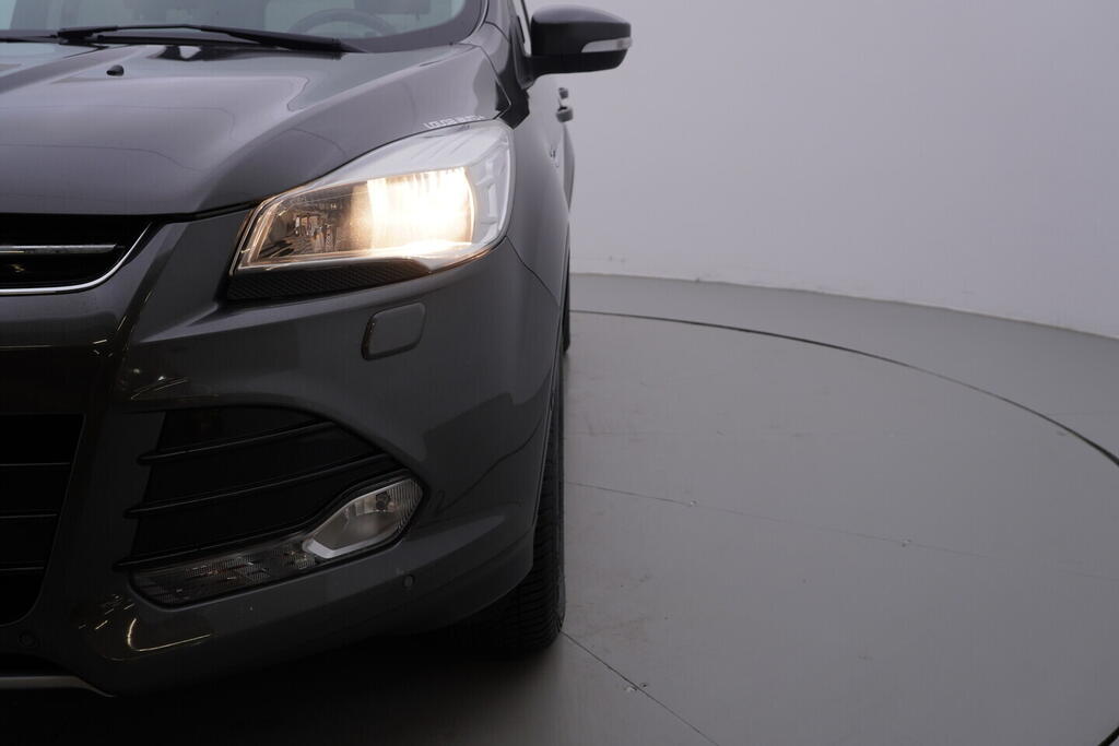 OV190V10130_39.webp_KUGA Titanium 1.5  110 kW manuál