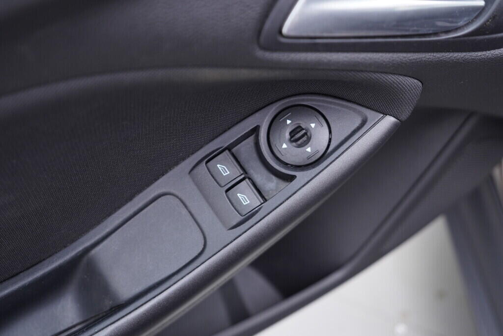 OV190V10131_20.webp_FOCUS Cool&Connect 1.0  92 kW manuál