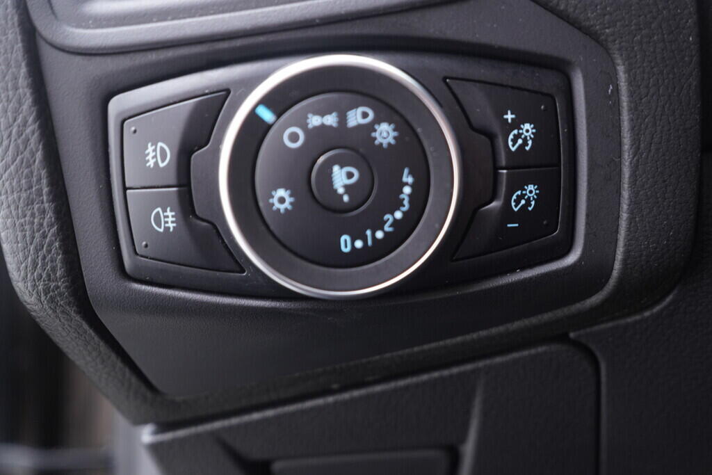 OV190V10131_27.webp_FOCUS Cool&Connect 1.0  92 kW manuál