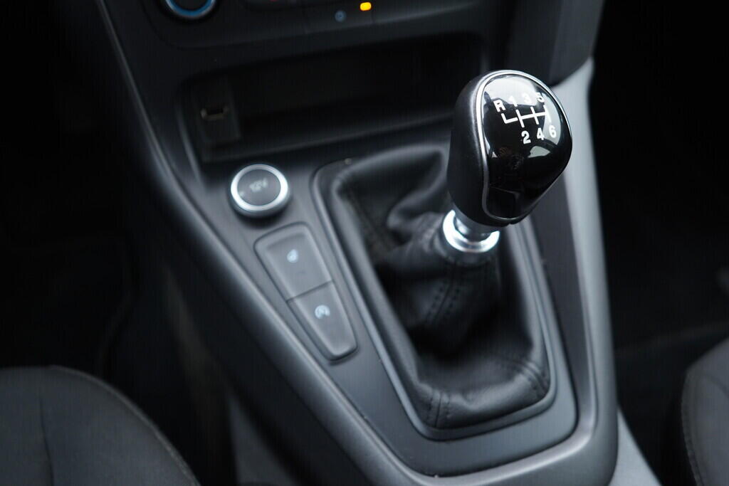 OV190V10131_35.webp_FOCUS Cool&Connect 1.0  92 kW manuál