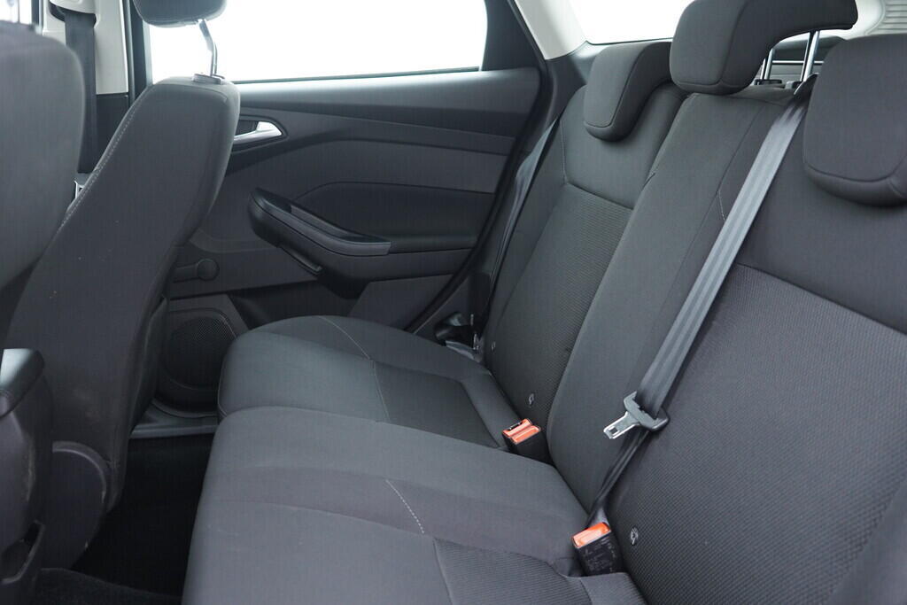 OV190V10131_37.webp_FOCUS Cool&Connect 1.0  92 kW manuál