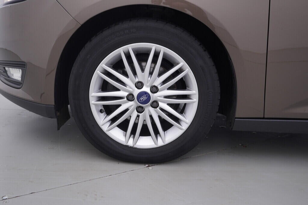 OV190V10131_40.webp_FOCUS Cool&Connect 1.0  92 kW manuál